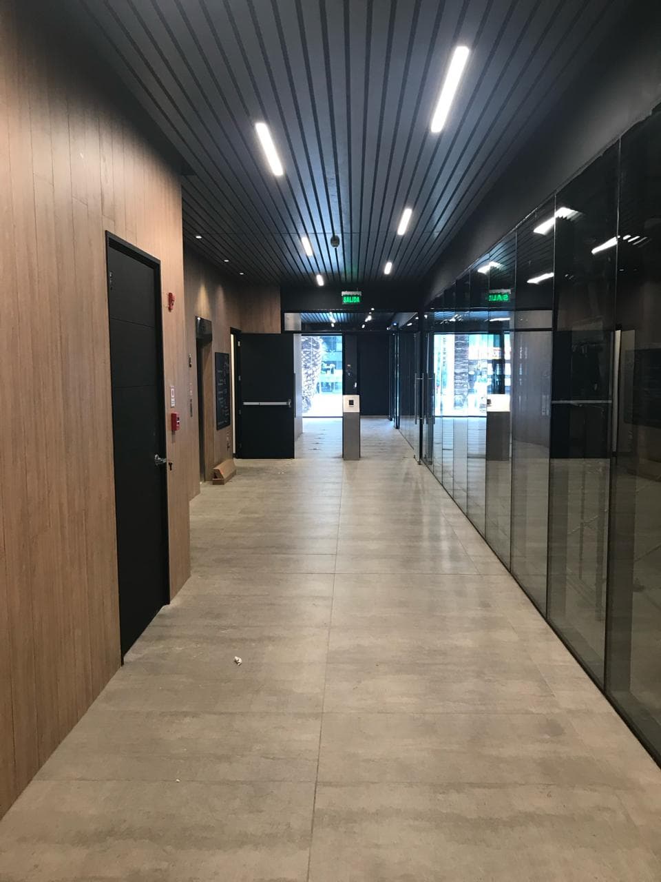 Pasillo terminado